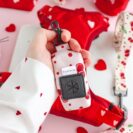 Etui Cherry Bloom z zaczepem do smyczy