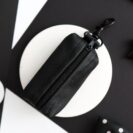 czarne-etui-na-worki-na-odchody-kupoworki-suwak-pure-black.jpeg